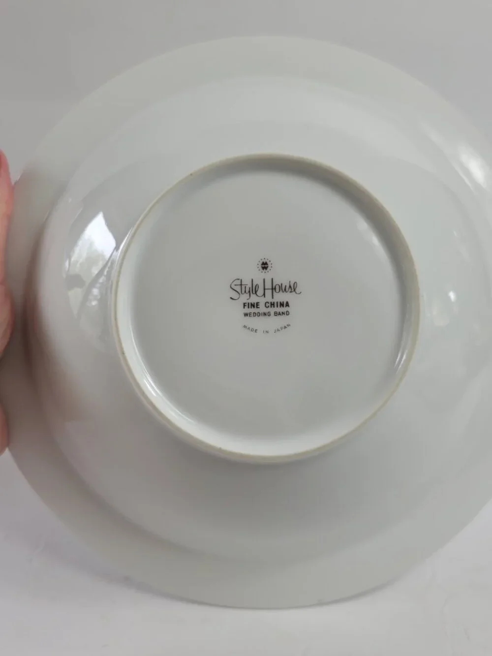 Style House Fine China Wedding Band Serving Bowl White Platinum Ring & Trim